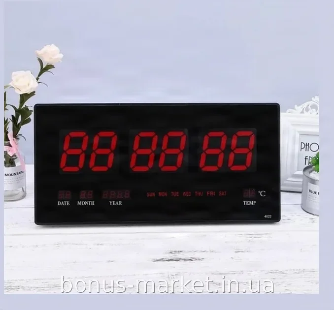 Настенные светодиодные часы LED Digital Clock с красной подсветкой электронные, черный корпус, модель CW 4622
