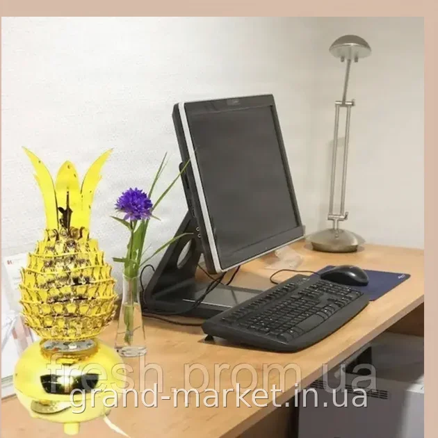 Обертова настільна лампа Ананас RGB з пультом ДК і світломузикою, світлодіодний нічник для дискотеки